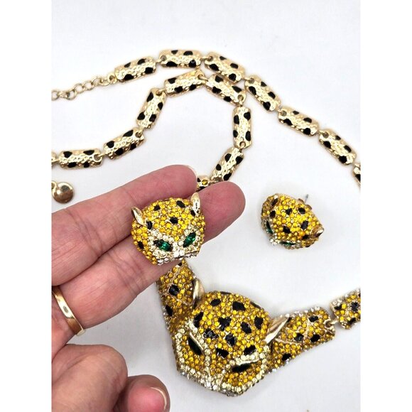 Vintage Golden Leopard necklace and pierced earrings set Emerald Green eyes 20" - Picture 6 of 10